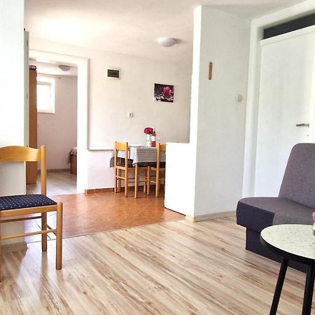 Apartment Jagoda Đảo Krk Ngoại thất bức ảnh